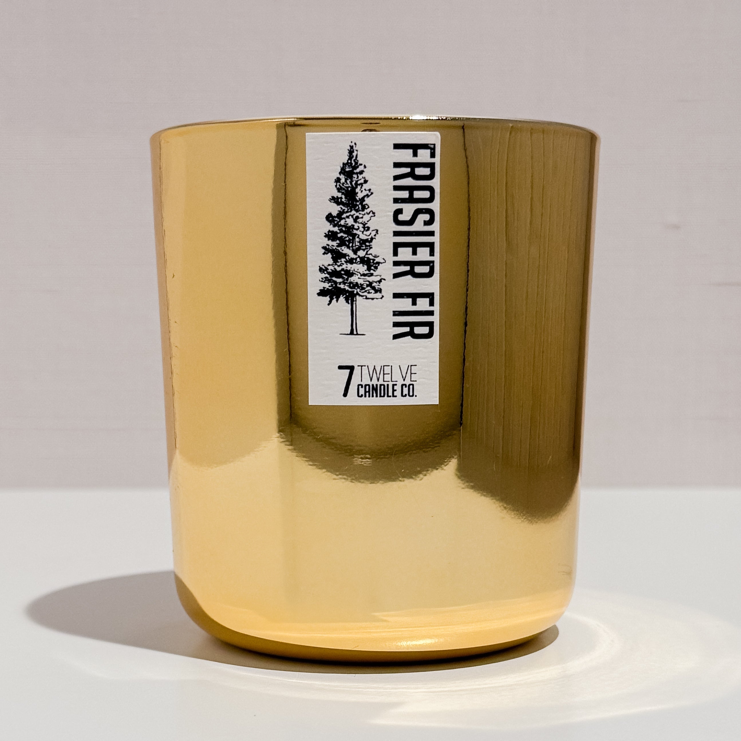 Frasier Fir | Scent notes of Fir, Cedar, & Sandalwood