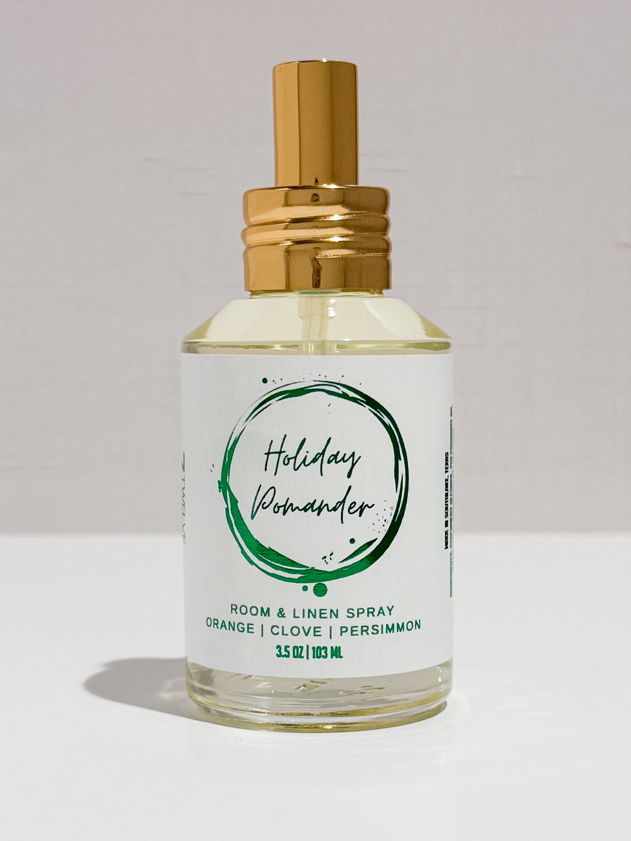 Holiday Pomander Room & Linen Spray | Scent notes of Orange Zest, Cinnamon, & Persimmon